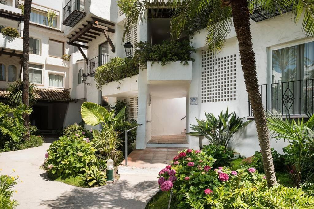 Puerto Banus Beach/Alcazaba Apartment Marbella Exterior photo